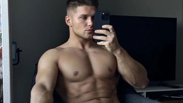 Wrestler Chris is a 'Print' Model Who Has Us in an Instagram Chokehold